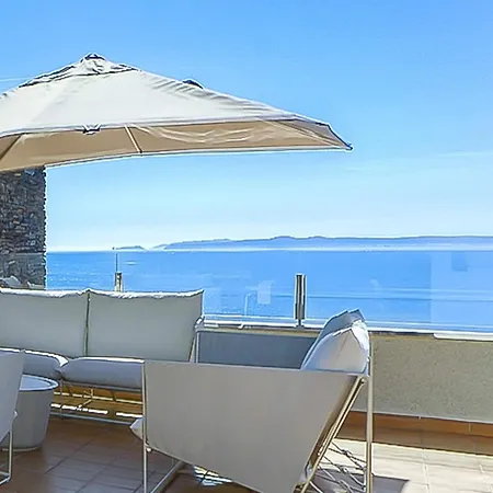 In With Beachfront Views