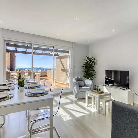 In With Beachfront Views *