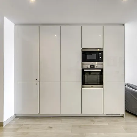 In With Beachfront Views Apartment Roses