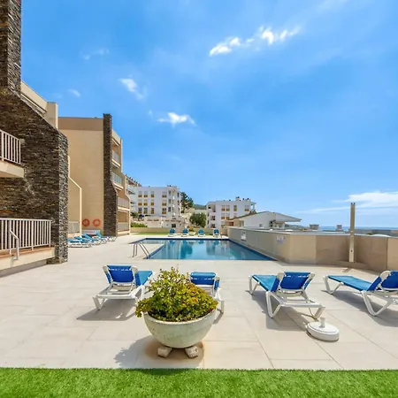 In With Beachfront Views Apartment Roses